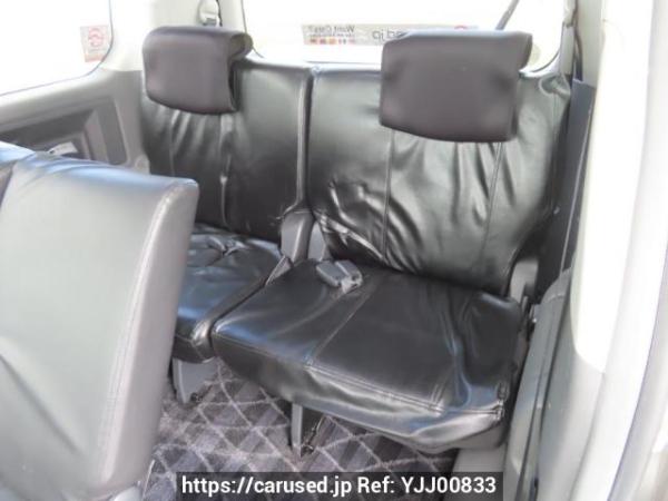 Used 2007 AT toyota noah ZRR75W Image[21]