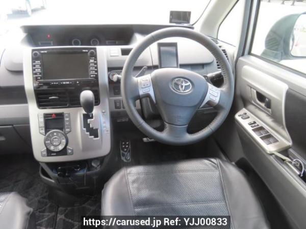 Used 2007 AT toyota noah ZRR75W Image[25]