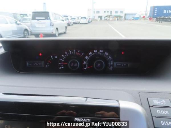 Used 2007 AT toyota noah ZRR75W Image[32]
