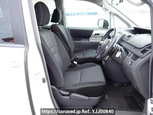 Used 2008 AT toyota noah ZRR70W Image[12]