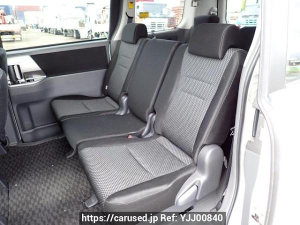 Used 2008 AT toyota noah ZRR70W Image[15]