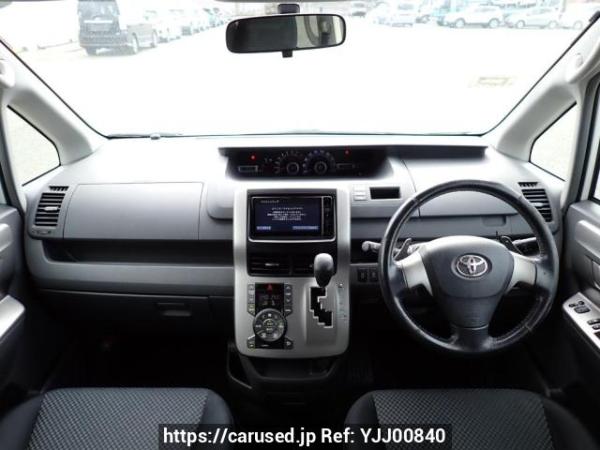 Used 2008 AT toyota noah ZRR70W Image[17]