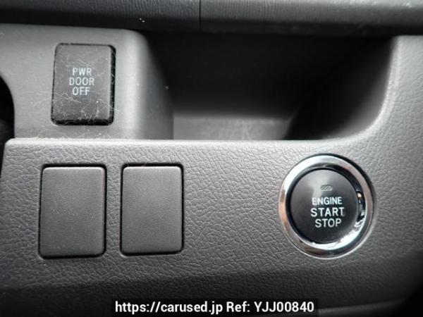 Used 2008 AT toyota noah ZRR70W Image[26]