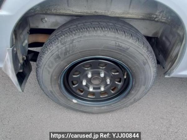 Used 2003 AT toyota regiusace-van TRH112V Image[27]