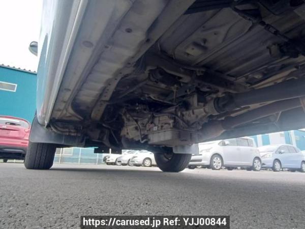 Used 2003 AT toyota regiusace-van TRH112V Image[31]