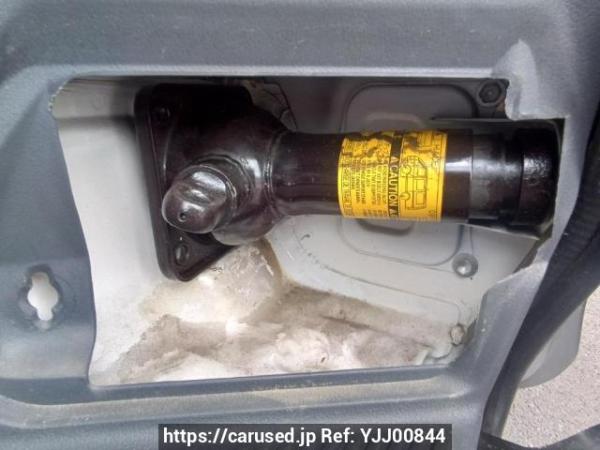 Used 2003 AT toyota regiusace-van TRH112V Image[39]