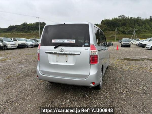Used 2009 AT toyota noah ZRR70G Image[5]