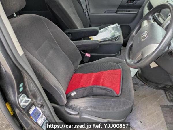 Used 2009 AT toyota noah ZRR70G Image[9]