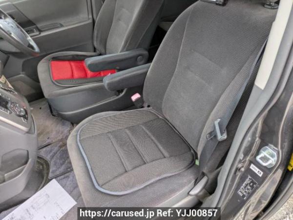 Used 2009 AT toyota noah ZRR70G Image[10]