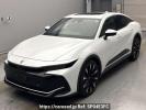 Toyota Crown Crossover TZSH35
