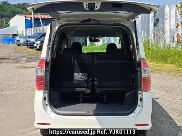 Used 2009 AT toyota noah ZRR75W Image[8]
