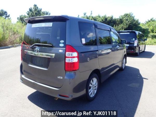 Used 2010 AT toyota noah ZRR75W Image[6]