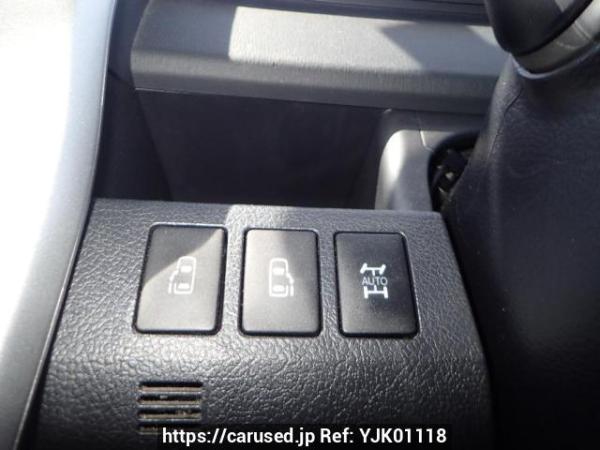 Used 2010 AT toyota noah ZRR75W Image[28]