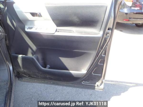 Used 2010 AT toyota noah ZRR75W Image[29]