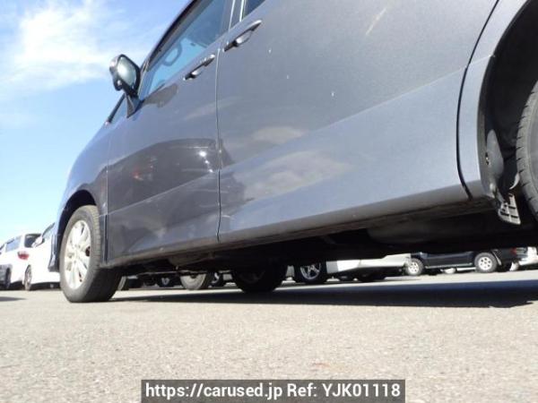 Used 2010 AT toyota noah ZRR75W Image[42]