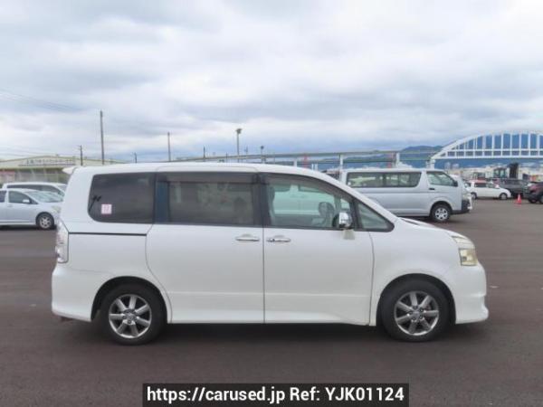 Used 2009 AT toyota voxy ZRR70W Image[7]