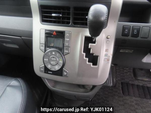Used 2009 AT toyota voxy ZRR70W Image[28]