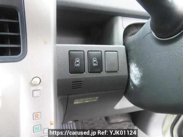 Used 2009 AT toyota voxy ZRR70W Image[32]