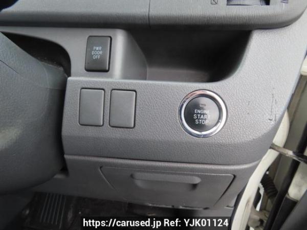 Used 2009 AT toyota voxy ZRR70W Image[33]