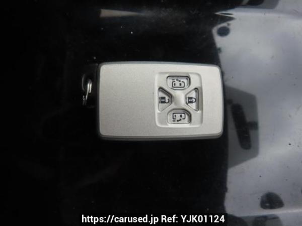 Used 2009 AT toyota voxy ZRR70W Image[34]