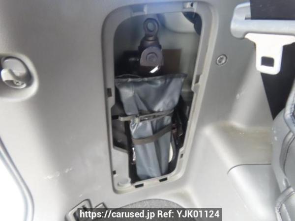 Used 2009 AT toyota voxy ZRR70W Image[50]