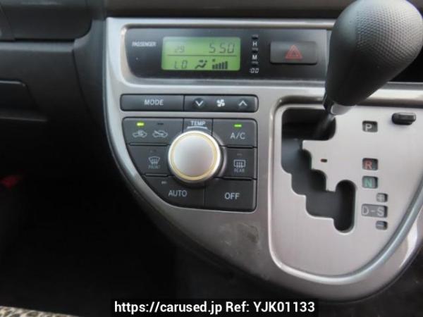 Used 2007 AT toyota wish ZNE10G Image[28]