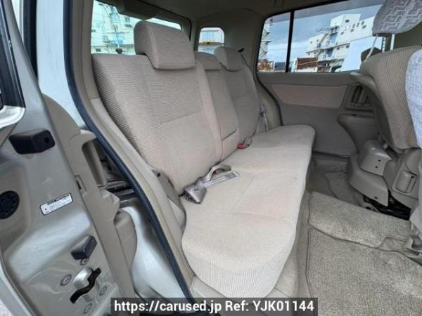Used 2005 AT toyota raum NCZ25 Image[14]