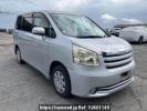 Toyota Noah ZRR70G
