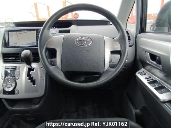 Used 2008 AT toyota noah ZRR70W Image[20]
