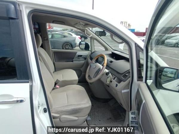 Used 2009 AT toyota noah ZRR70W Image[12]