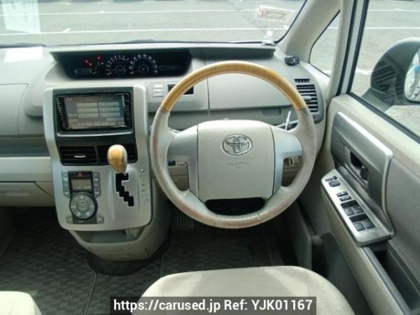 Used 2009 AT toyota noah ZRR70W Image[21]