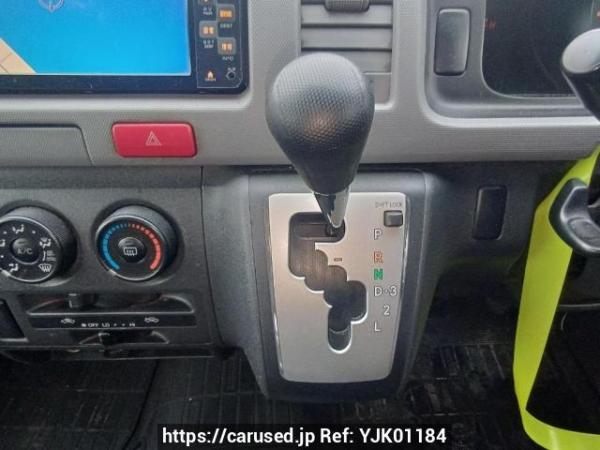 Used 2011 AT toyota regiusace-van KDH201V Image[24]