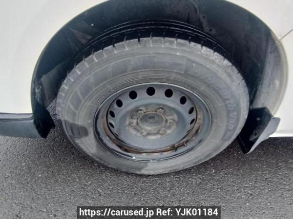 Used 2011 AT toyota regiusace-van KDH201V Image[28]