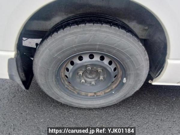 Used 2011 AT toyota regiusace-van KDH201V Image[29]
