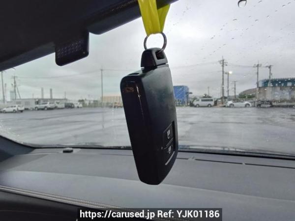 Used 2014 AT toyota harrier ZSU60W Image[26]