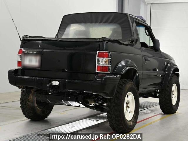 1998 Mitsubishi Pajero JDM car for sale — photo 2 of 3