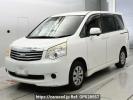 Toyota Noah ZRR70G