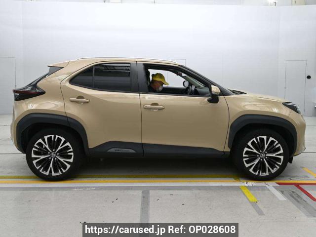 Buy Used 2021 Toyota YARIS CROSS MXPB15 (OP028608) - Carused.jp