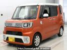 Daihatsu Wake LA700S
