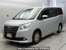 Toyota Noah ZRR80G