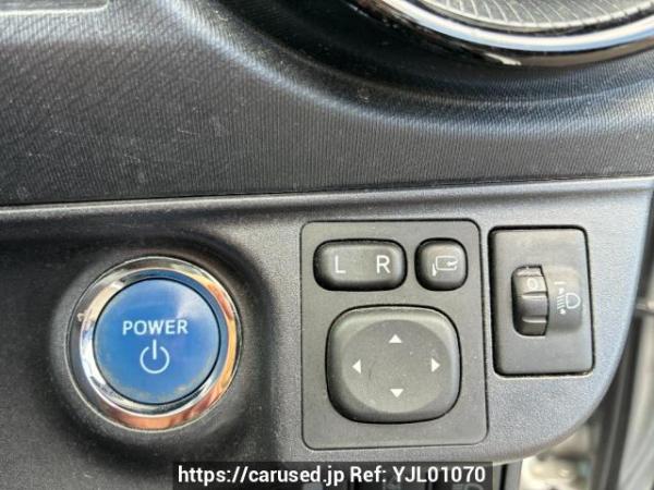 Used 2017 AT toyota aqua NHP10 Image[25]