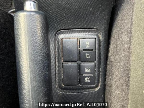 Used 2017 AT toyota aqua NHP10 Image[28]