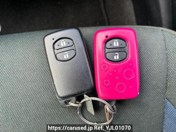 Used 2017 AT toyota aqua NHP10 Image[30]
