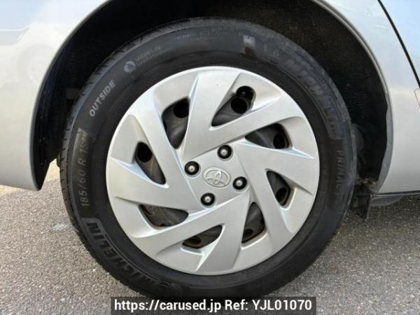 Used 2017 AT toyota aqua NHP10 Image[32]