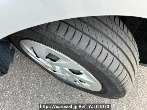 Used 2017 AT toyota aqua NHP10 Image[33]