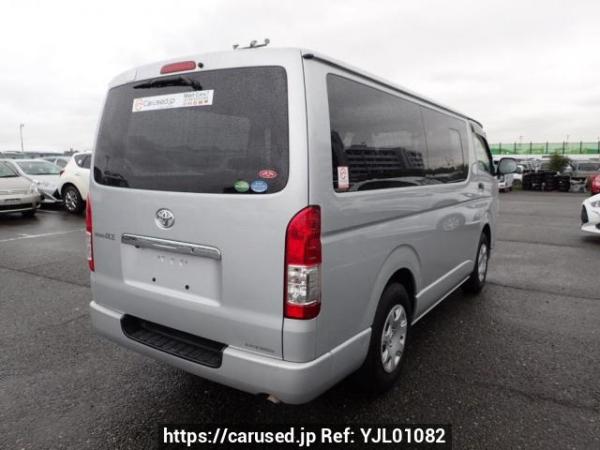 Used 2017 AT toyota regiusace-van TRH200V Image[6]
