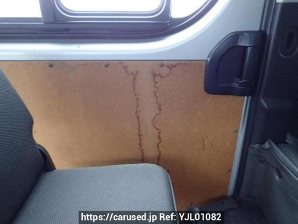 Used 2017 AT toyota regiusace-van TRH200V Image[14]