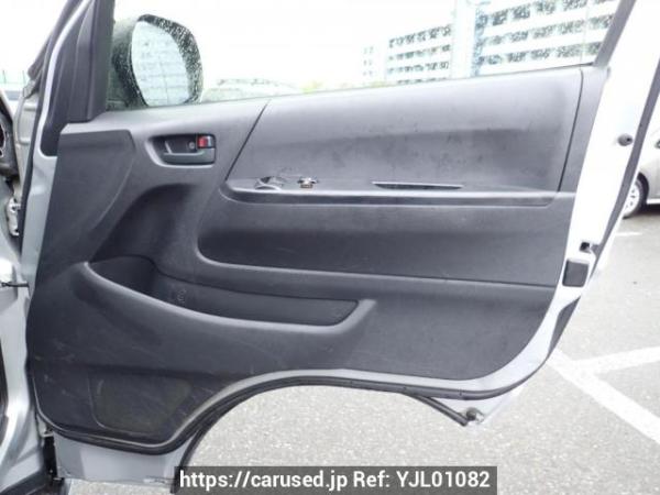 Used 2017 AT toyota regiusace-van TRH200V Image[16]