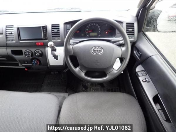 Used 2017 AT toyota regiusace-van TRH200V Image[20]