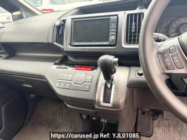 Used 2011 AT honda step-wgn RK1 Image[8]